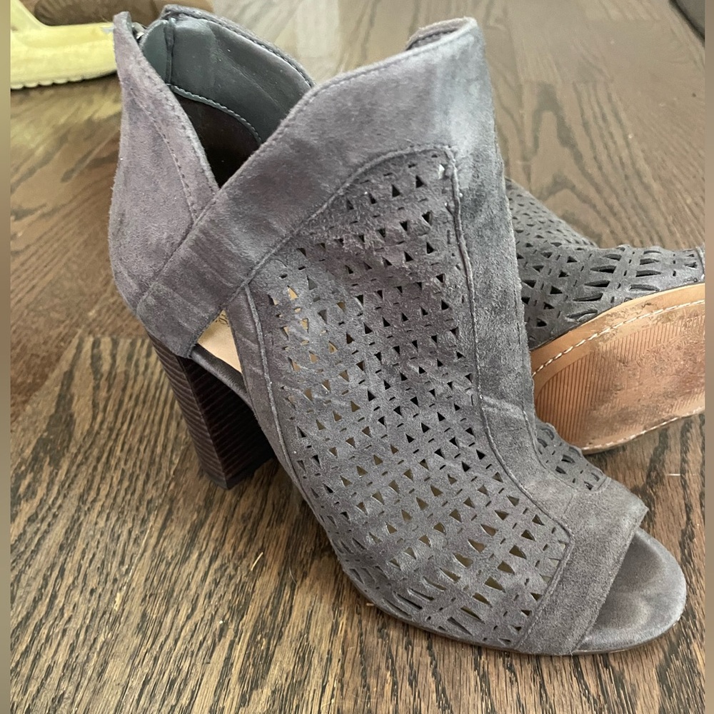 Vince Camuto Heels